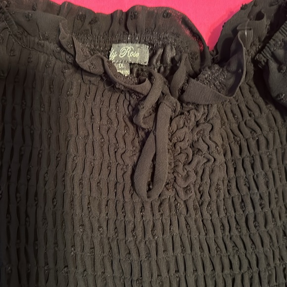 BLACK DRESS - Picture 2 of 3